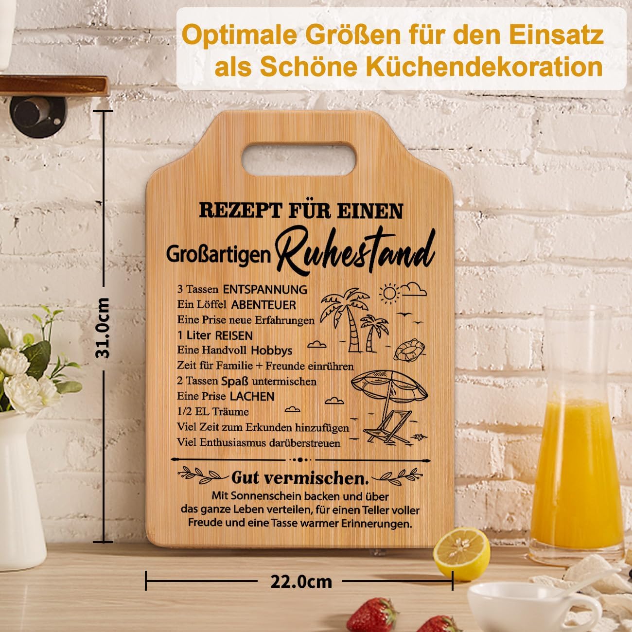 Gefertigt aus 100% natürlichem Bambus, besticht dieses Brett durch seine Robustheit und langlebige Lasergravur. Ob als dekoratives Element in der Küche, als praktisches Frühstücksbrettchen oder als stilvolle Servierplatte für den nächsten Grillabend – dieses Brett ist der perfekte Begleiter für die neugewonnene Freizeit.