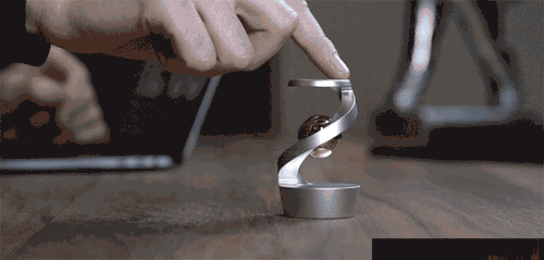 Premium Magnet-Schwebekreisel – Elegantes Schreibtisch-Accessoire aus Legierung für Fokus & Stressabbau | Exklusives Business-Geschenk