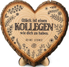 Personalisierte Holzherz-Baumscheibe mit natürlicher Rinde
